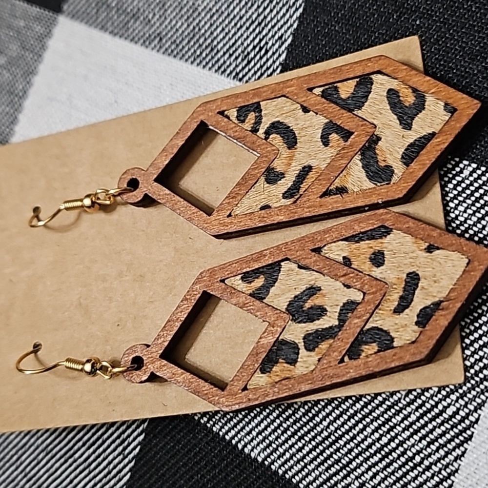 Handmade New Wooden Leopard Print Cut Out Dangle Earrings - Picture 2 of 4
